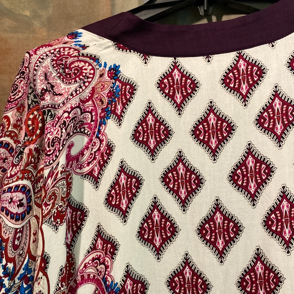 Chico’s patchwork multi print sleeveless cape - Picture 7 of 9